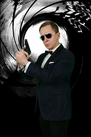 Bond Night at Broom Park